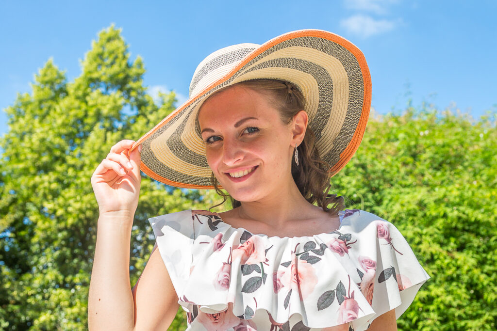 portrait souriant en exterieur