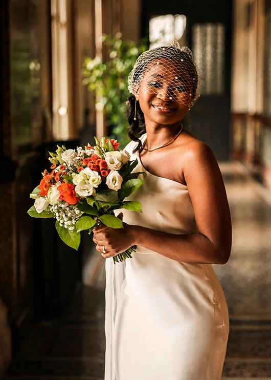 Portrait de la mariée avant la cérémonie